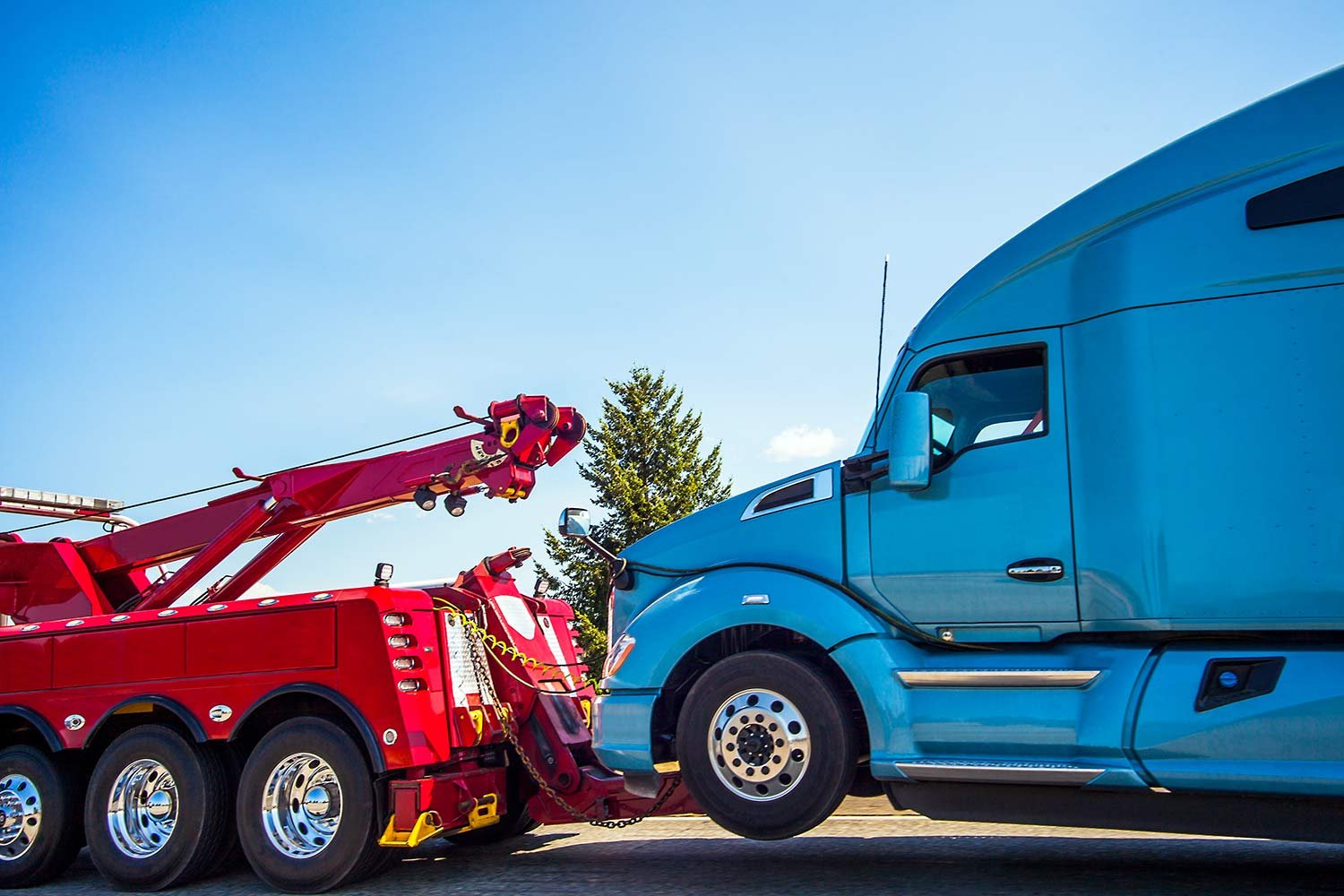 What to Do When Your Commercial Truck Breaks Down in Ohio: A Guide to Heavy-Duty Towing